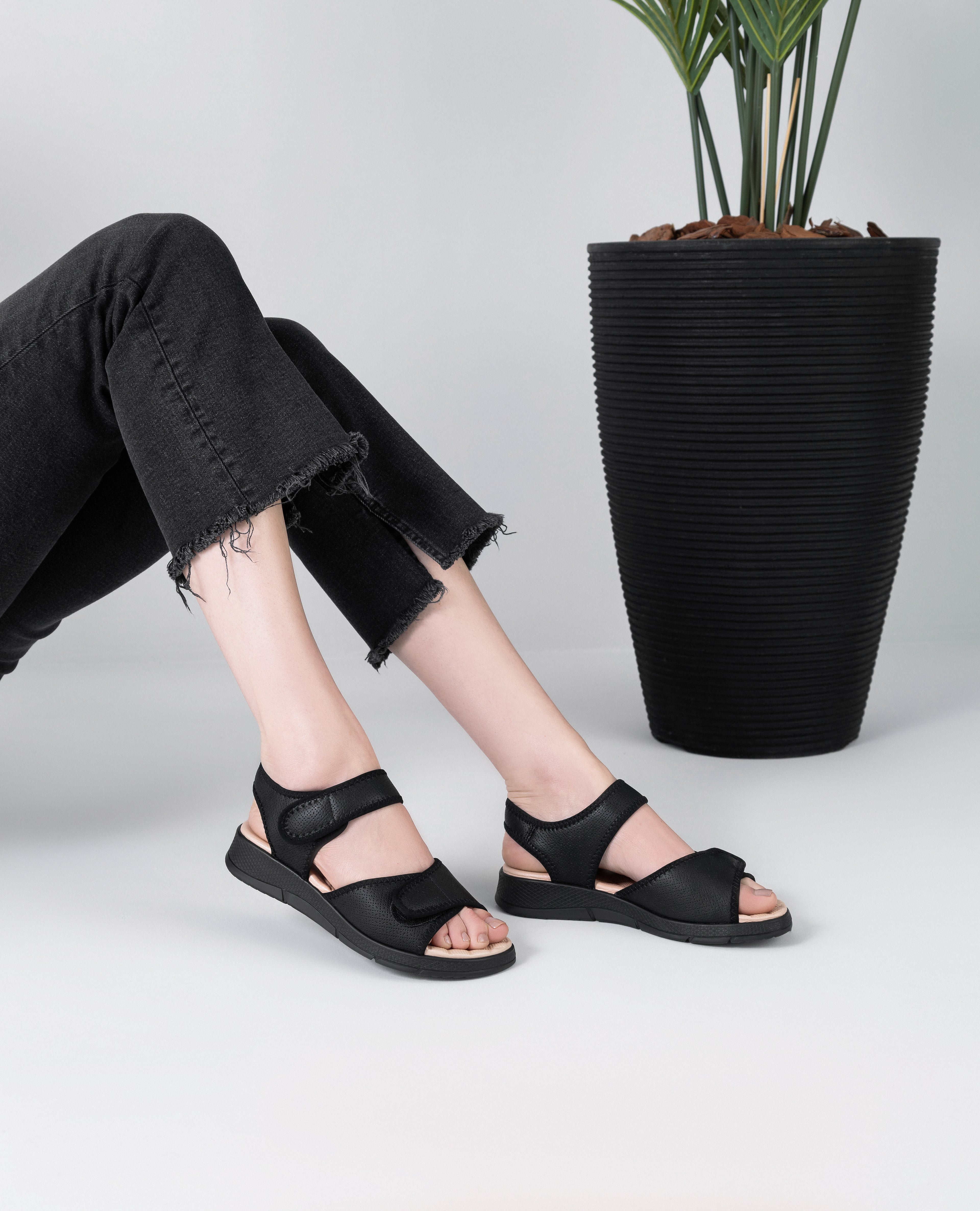 HEEL SPUR - Ankle Strap Sandal