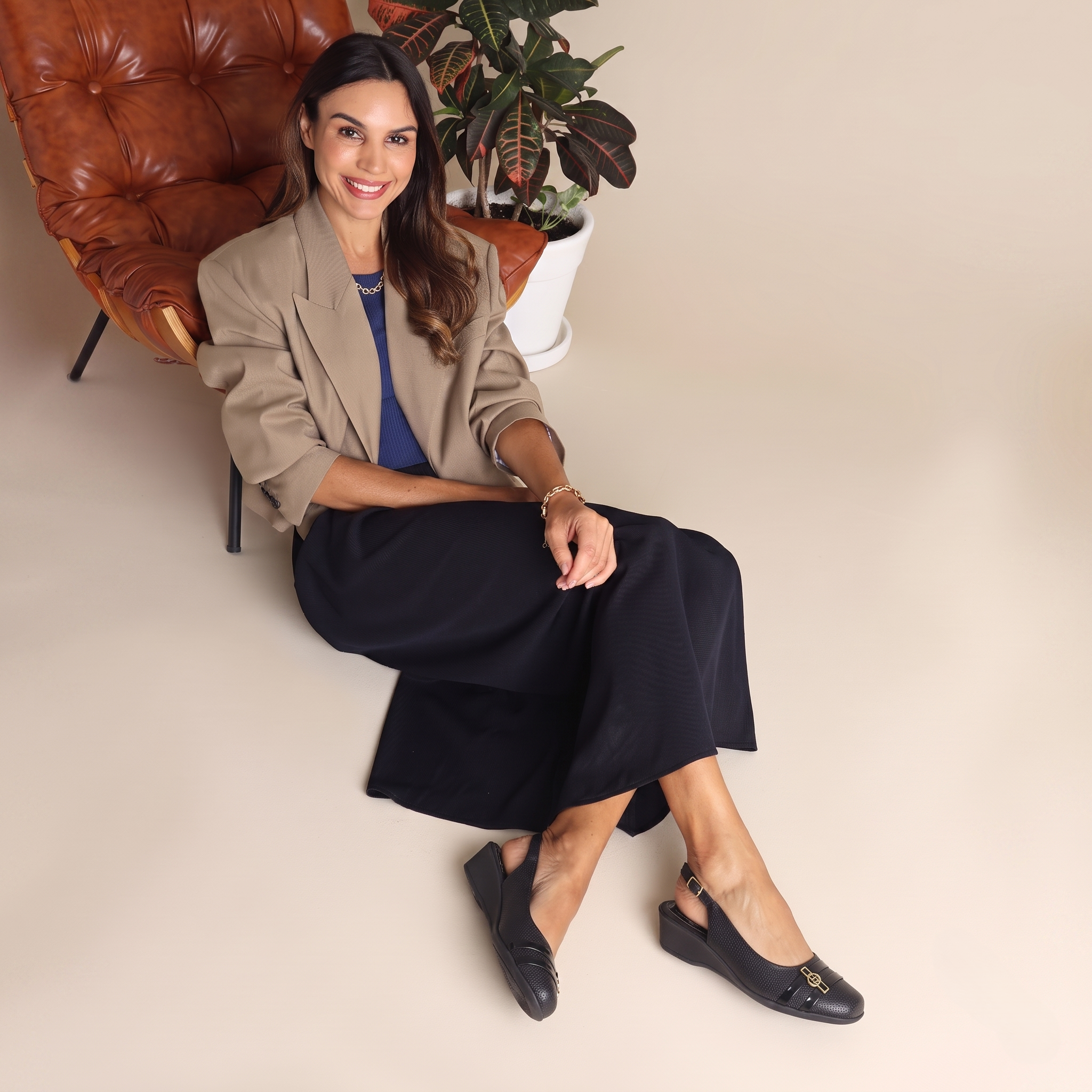 Ivone Medium Slingback_ 143232