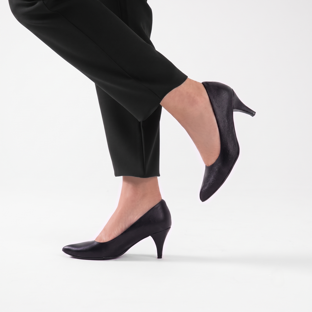Luiza Mid Heel Pump_ 745035